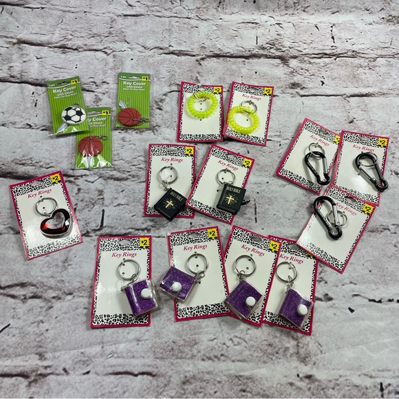 Accessories - 💰5/$20 Lot of Keychains and Key Covers